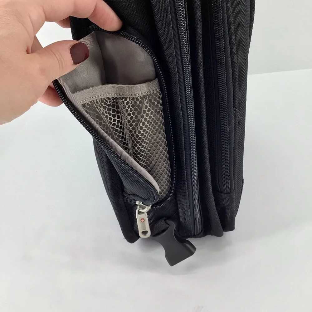 Swissgear Black Square Travel Laptop Bag Convertible Backpack